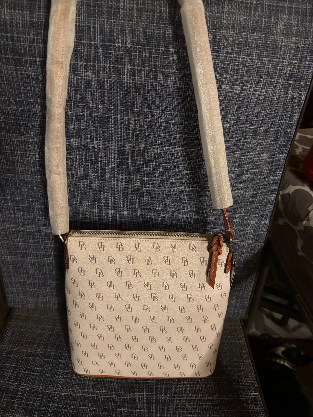 Dooney & Bourke Cream Logo Crossbody with Brown Trim - Picture 3 of 4
